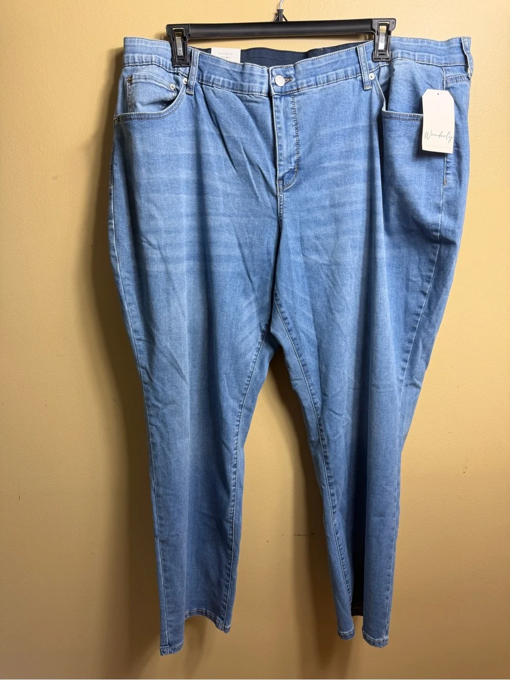 NWT Wonderly Plus Size 26W Jeans Mid Rise Straight Leg Blue Stretch Denim